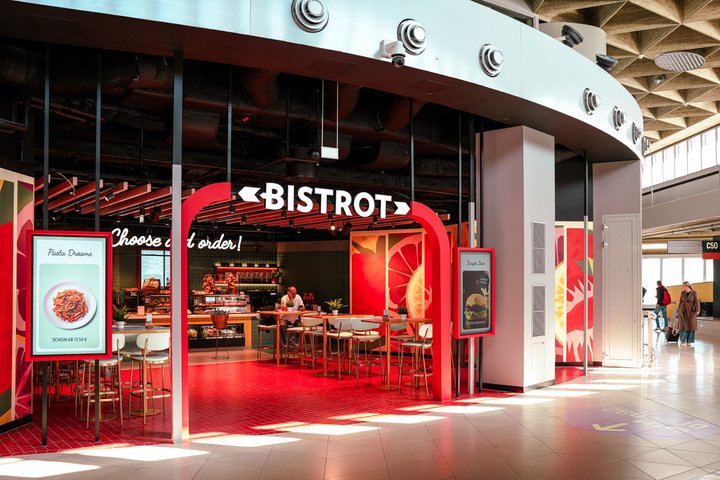 Frontansicht der neu eröffneten Bistrot im Terminal 1.