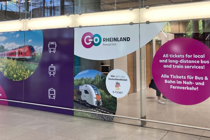 Go.Rheinland Schalter im Terminal 2 des Flughafens